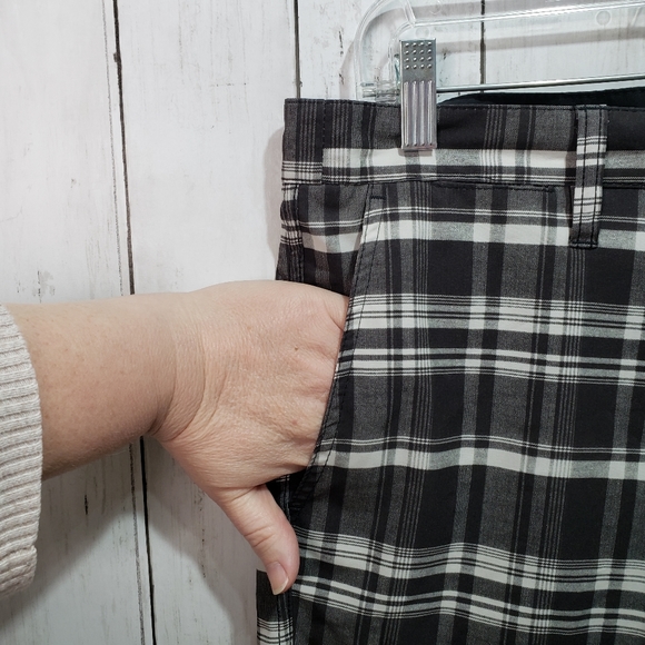 Hurley Phantom Black White Plaid Walking Shorts - Picture 3 of 9